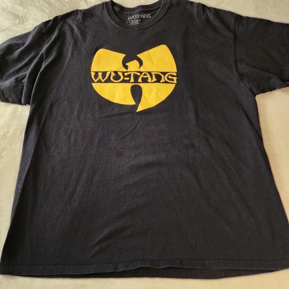 Wu-Tang Tshirt With Graphics Size 2XL